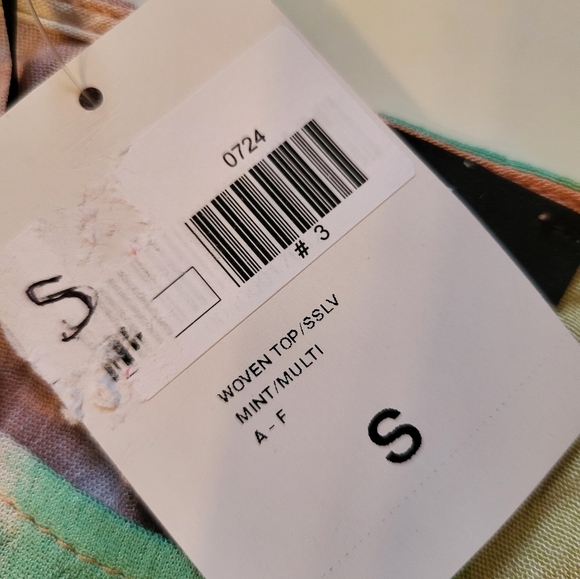 NWT Forever 21 light colored stripes small - Picture 5 of 12